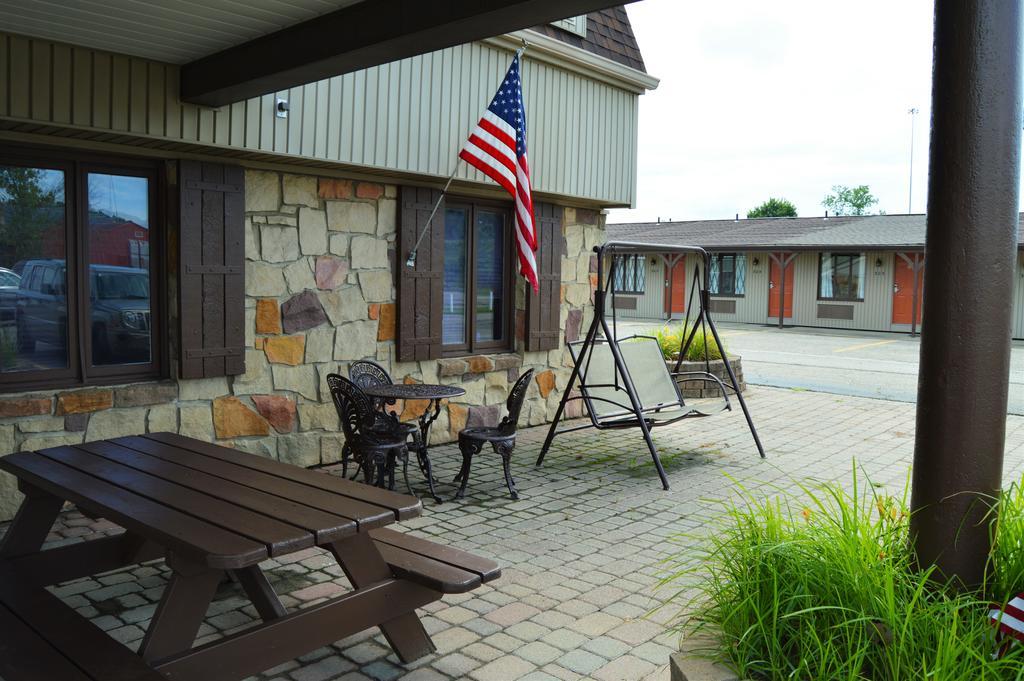 كامبردج Deer Creek Motel المظهر الخارجي الصورة